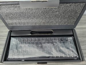 Roccat Vulcan II Mini – Um teclado minimalista