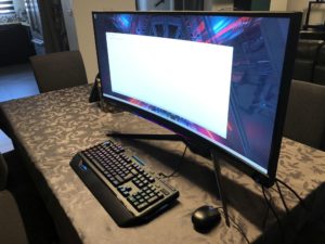 MSI – PC MEG Aegis Ti5 12 y pantalla Optix MEG381CQR Plus