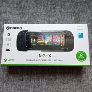NACON MG-X – The nomadic controller that merges with your smartphone!