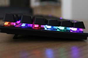 O G-LAB Keyz Carbon – Teclado mecânico a um preço baixo!